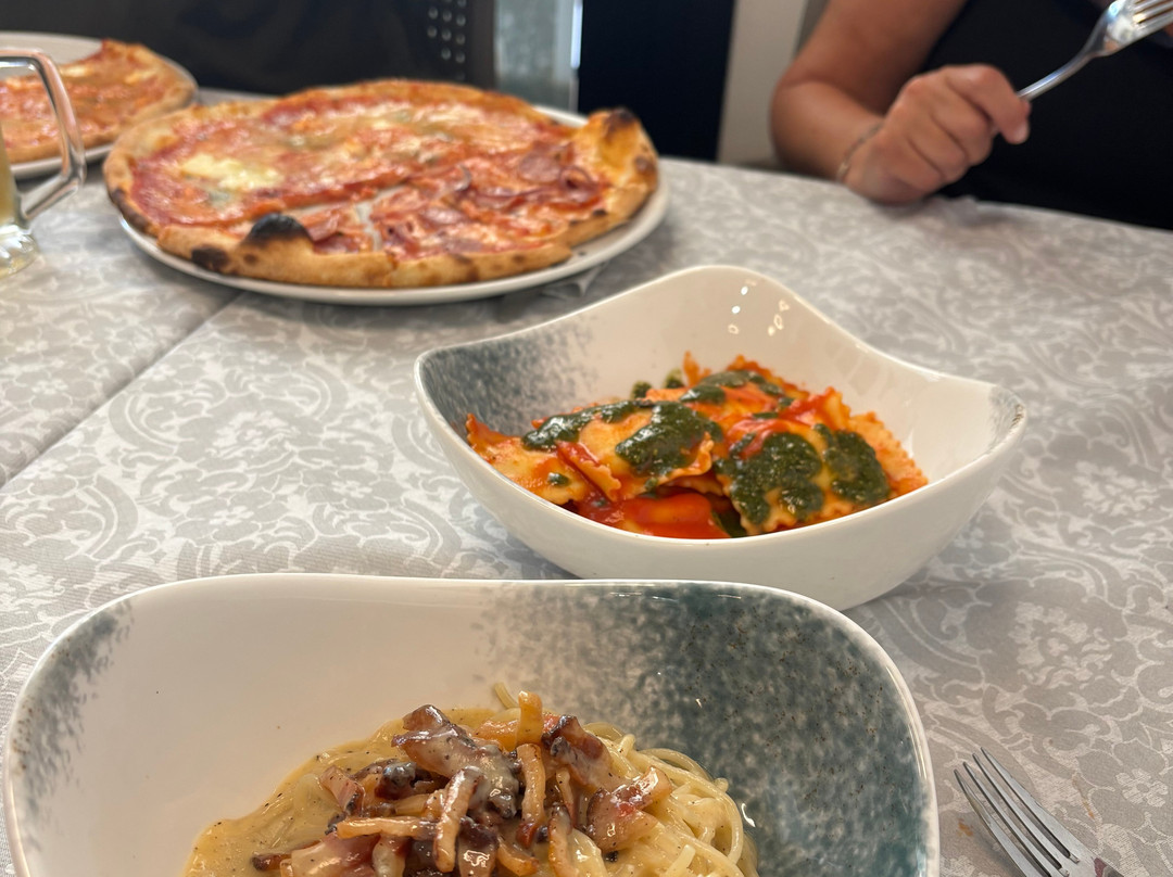 Emirosa Ristorante E Pizzeria