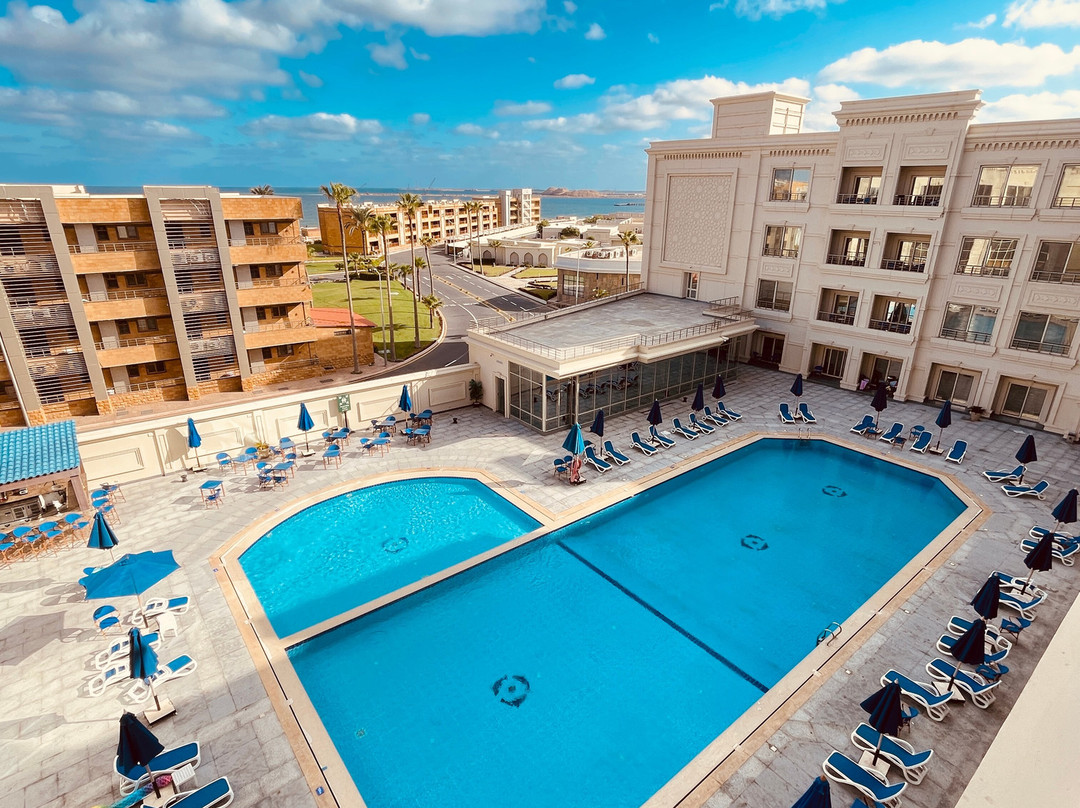 海尔南Mamoura酒店&活动中心主图