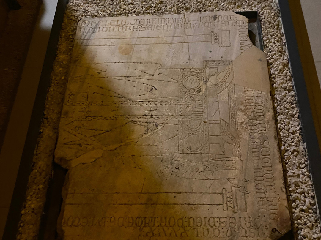 Knights' Halls-阿克必去景点