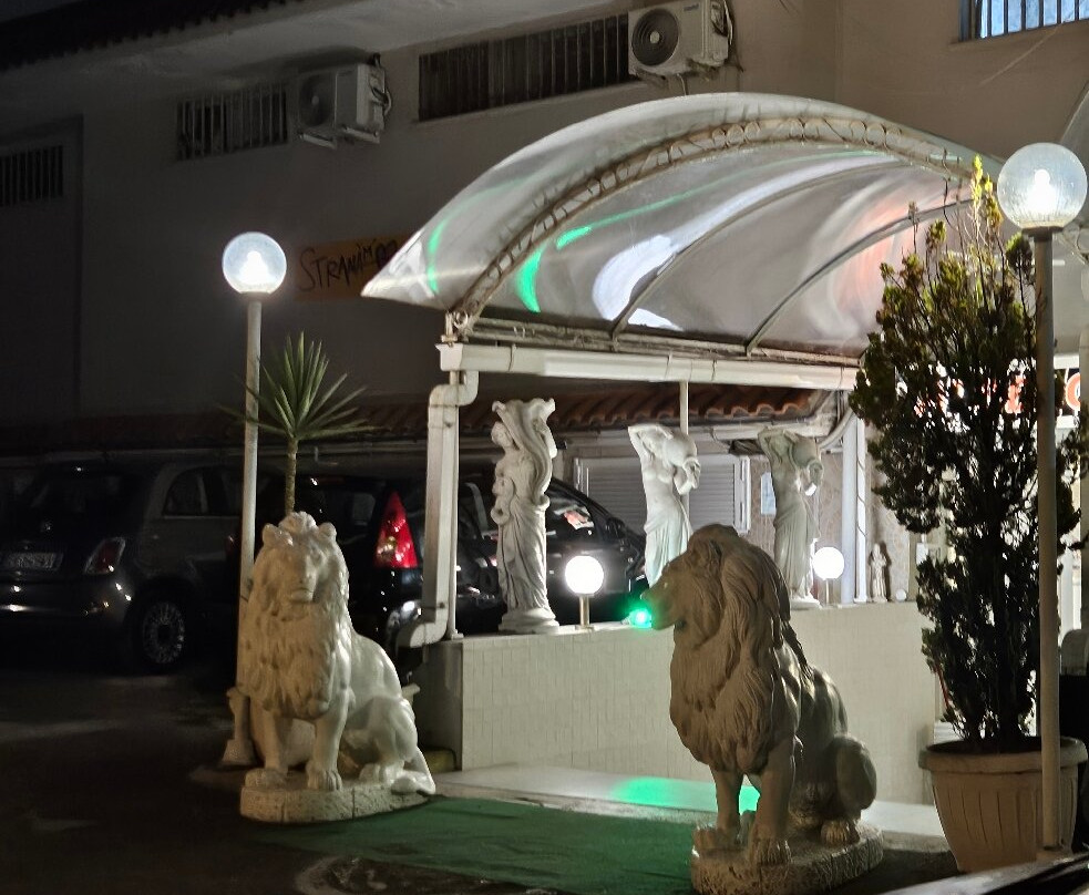 Hotel Stranamore