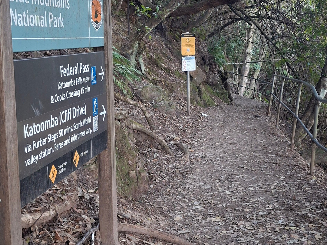 大蓝山山脉-卡通巴必去景点