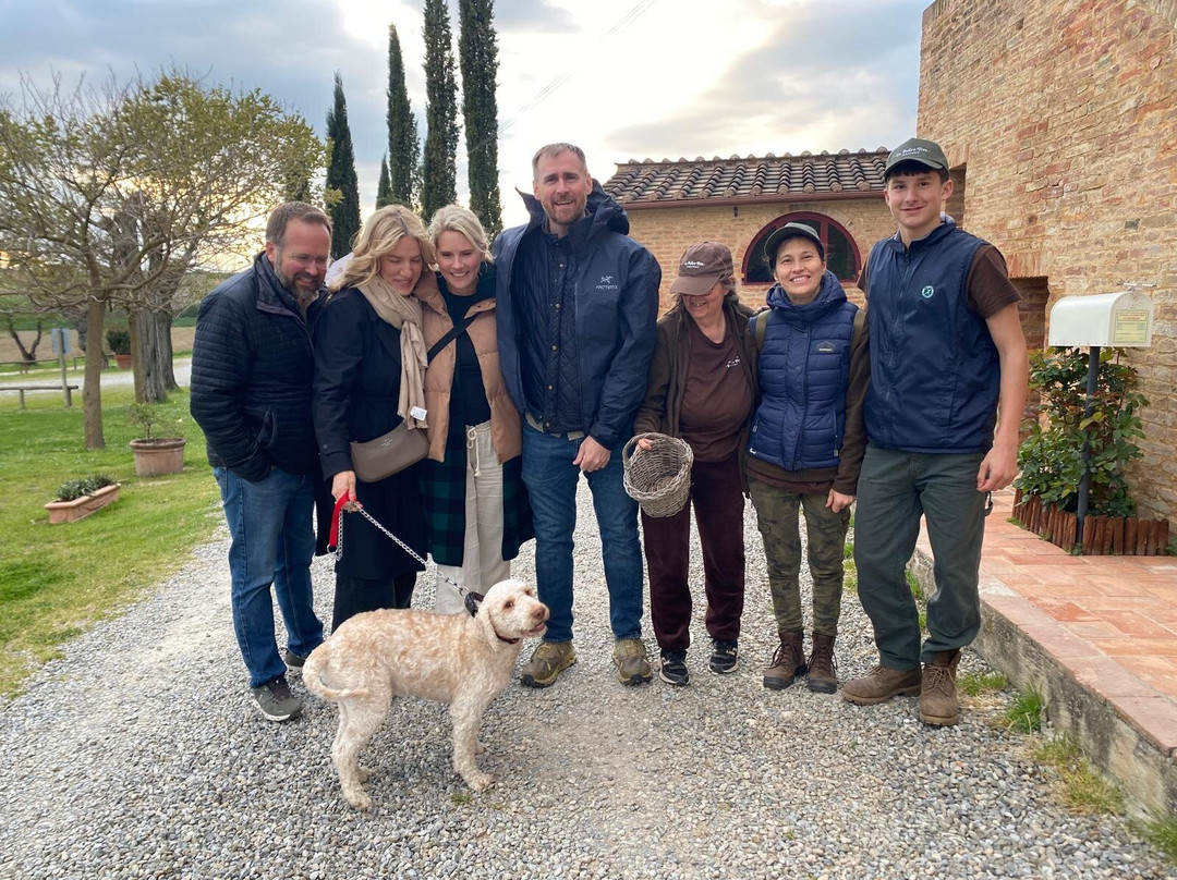 Truffle Hunting in Tuscany-卡斯德尔诺沃贝拉登卡必去景点