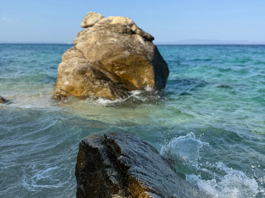 Fava Beach-Vourvourou必去景点