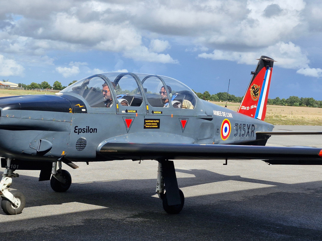 Top Gun Voltige-La Roche-sur-Yon必去景点