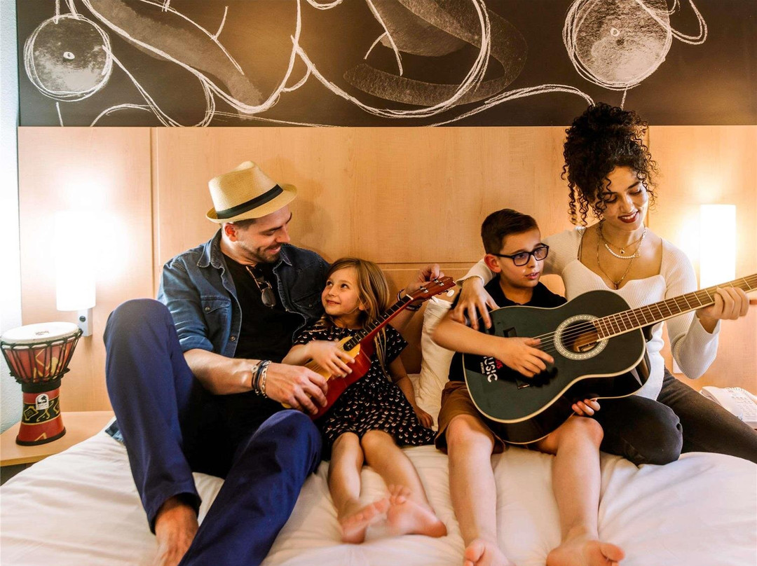 宜必思阿维尼翁中心火车站酒店主图