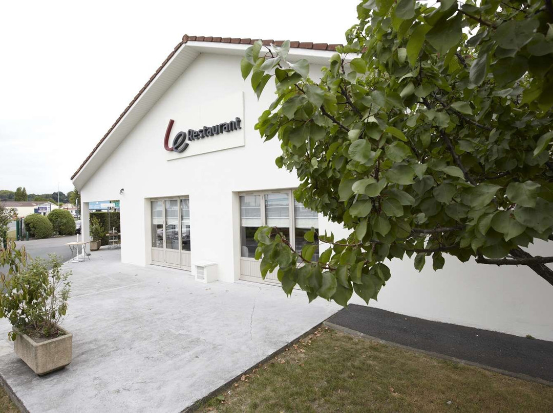 钟楼巴永娜酒店