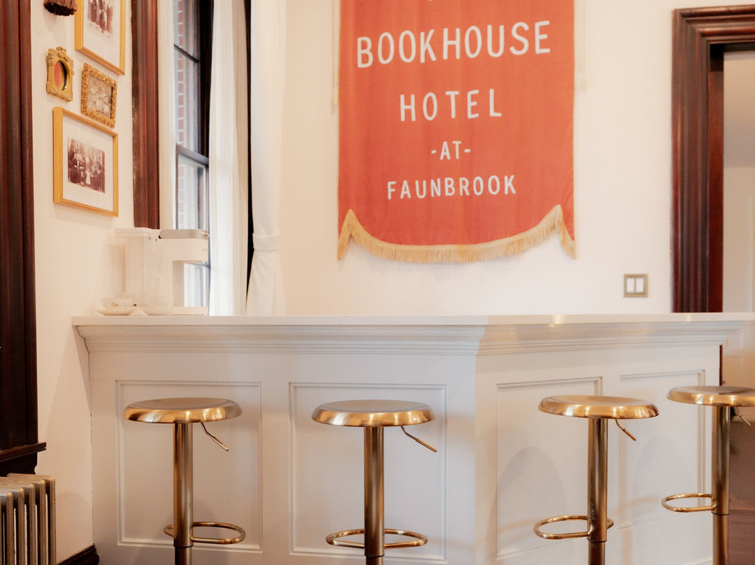 The Bookhouse at Faunbrook主图