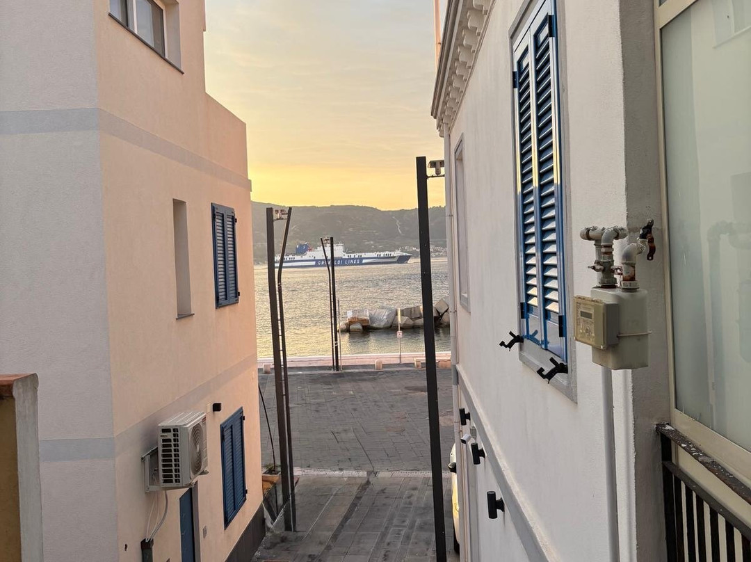 La Casa Delle Fate-Riserva Naturale Di Capo Peloro