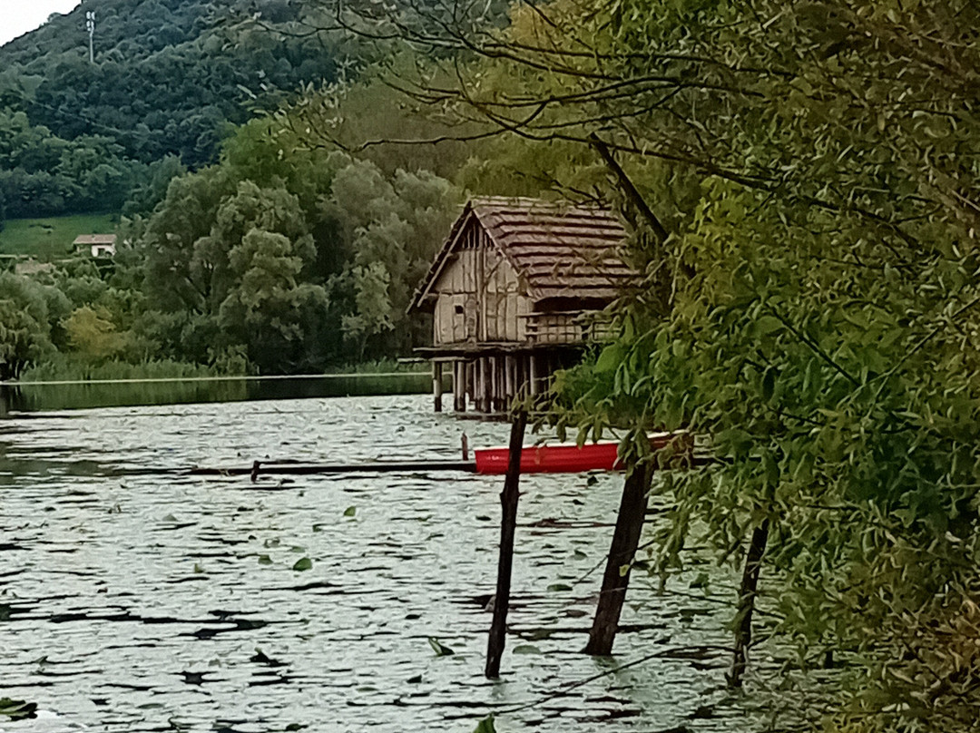 Lago di Santa Maria-Revine Lago必去景点
