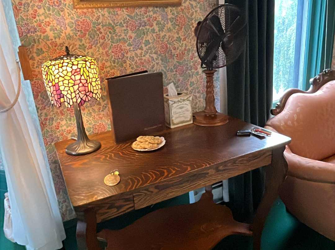 Old Consulate Inn主图