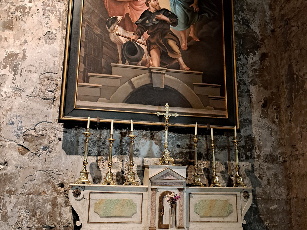 Eglise Notre-Dame-de-Nazareth-Pernes-les-Fontaines必去景点