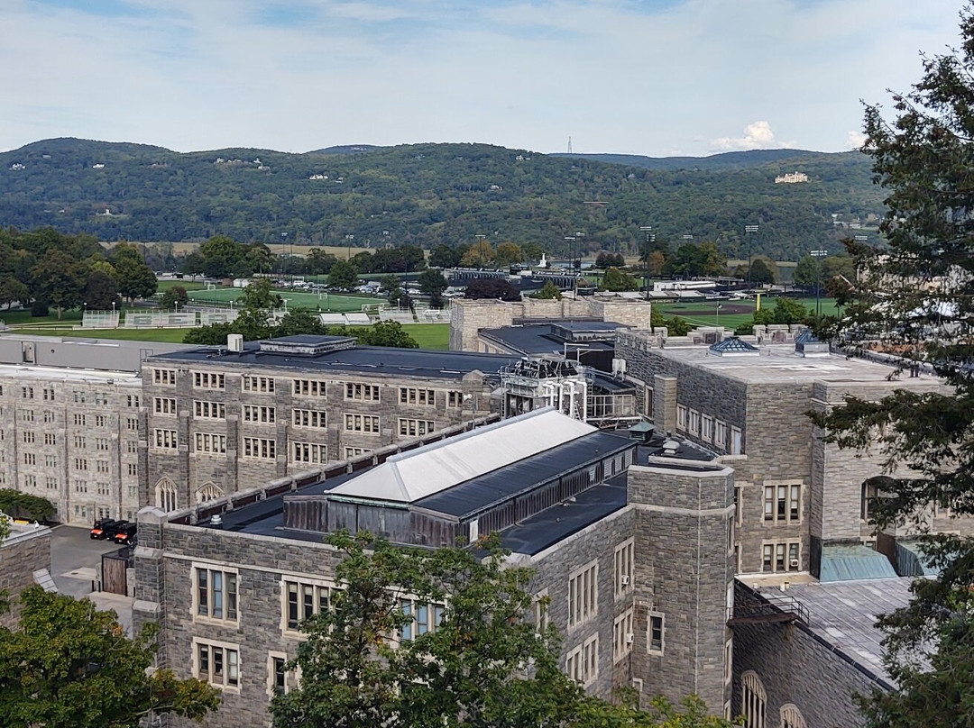 West Point Tours-海兰福尔斯必去景点