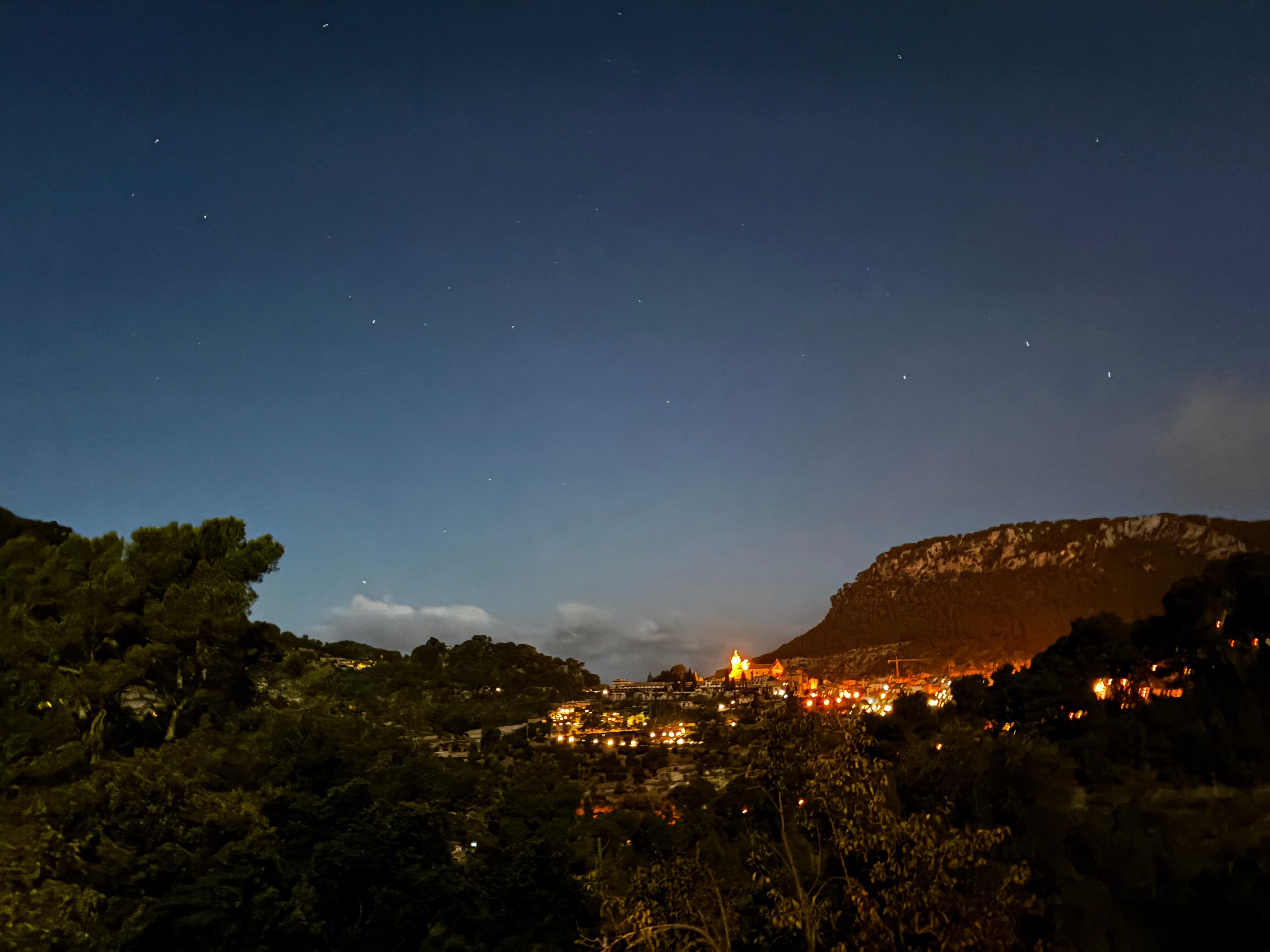 Mirabo De Valldemossa-官方