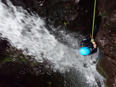 Azores Epic Adventures-蓬塔德尔加达必去景点