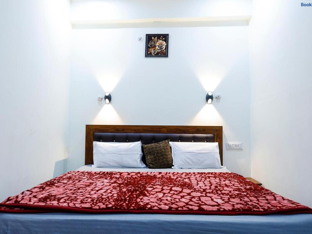Hotel Saurabh