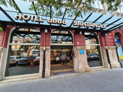 阿巴桑坦德酒店主图