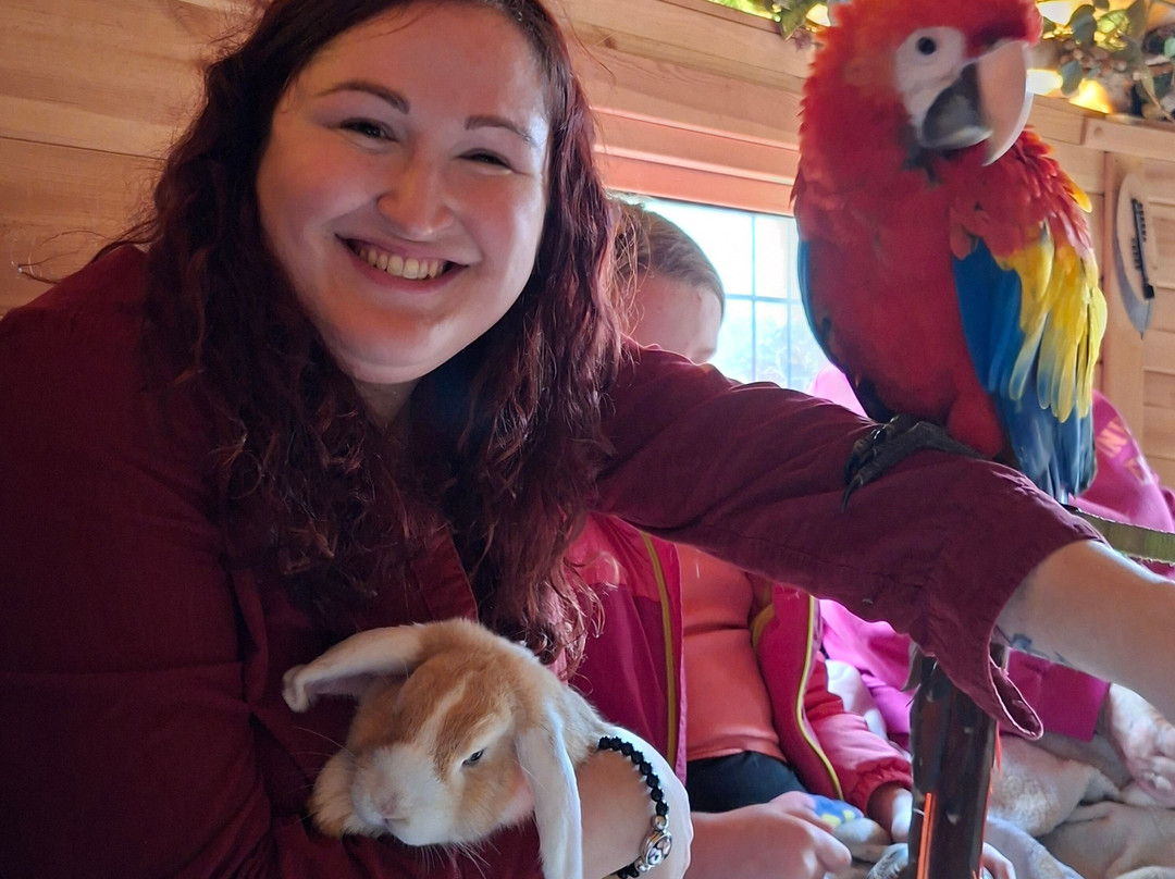 Nanny Sharon's Alpaca Farm C.I.C-Prenton必去景点