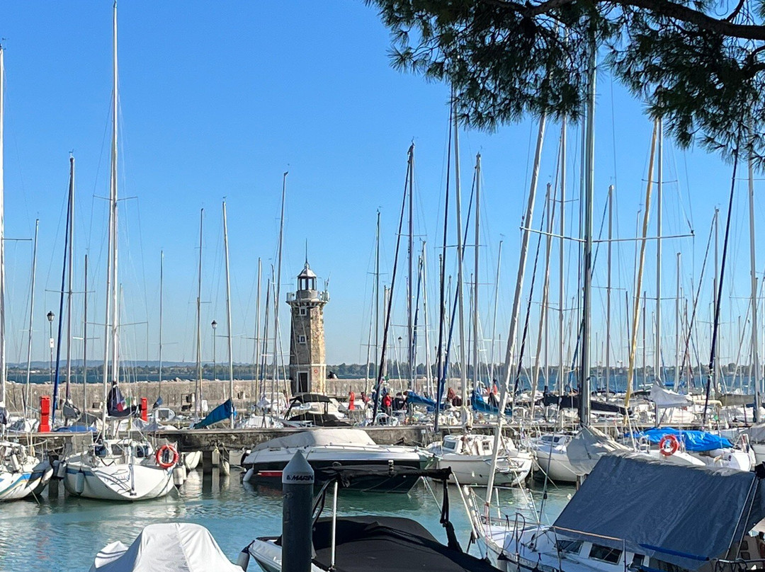 里瓦德尔索勒酒店主图