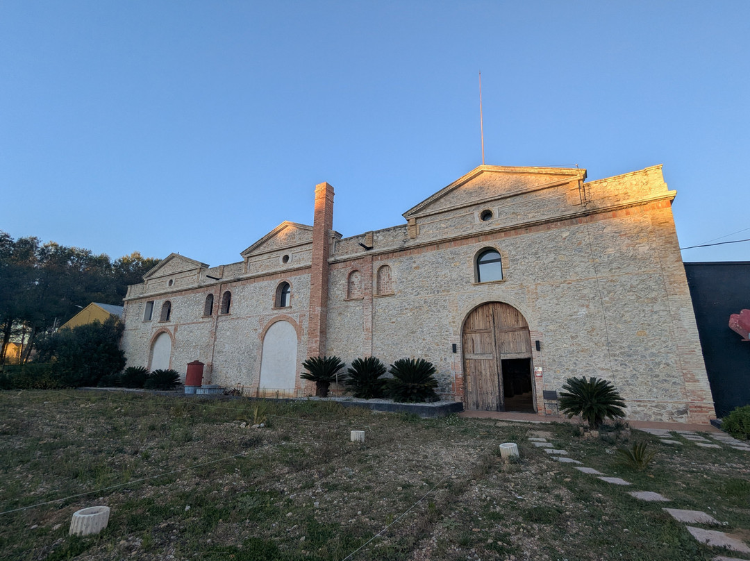 Bodegues Besalduch Valls & Bellmunt-Sant Mateu必去景点