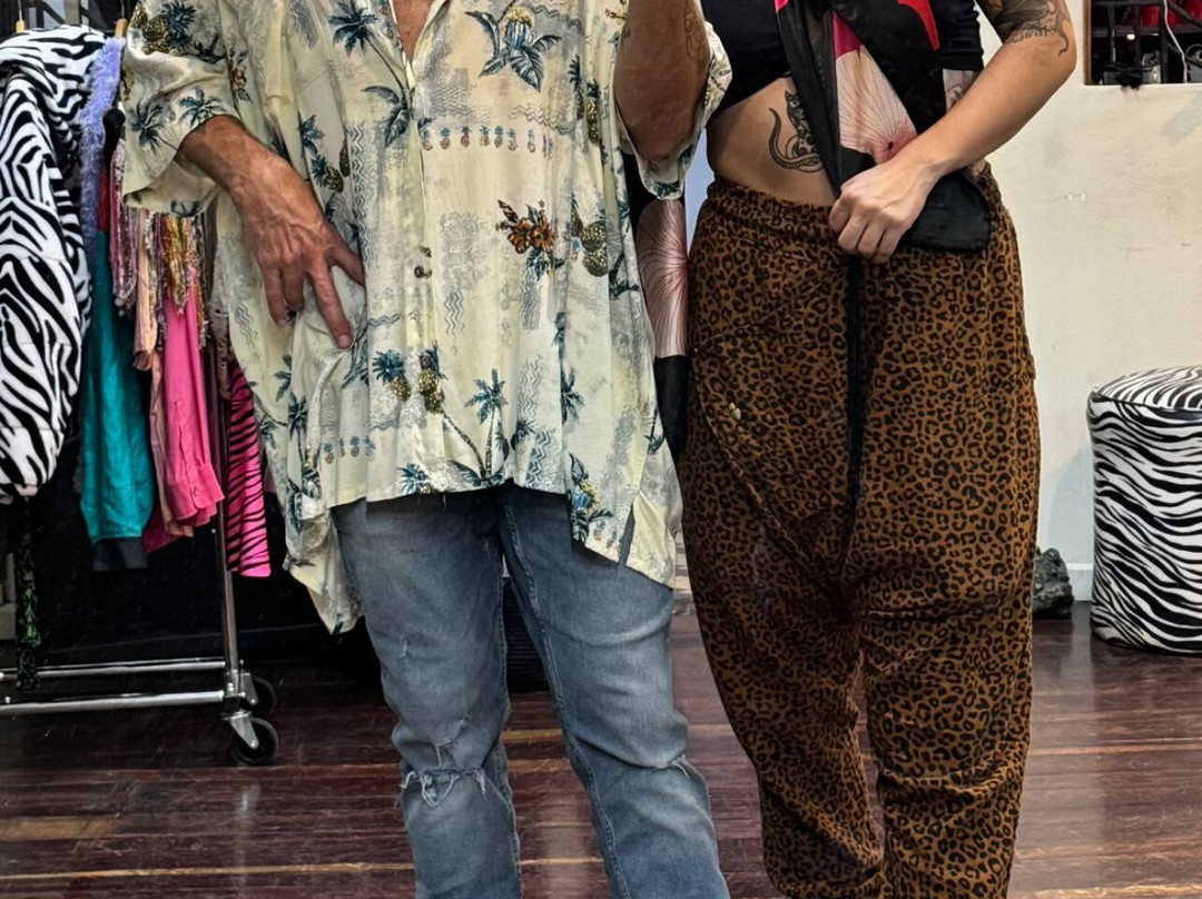 RE-LOVE CAMPAIGN showroom-La California必去景点