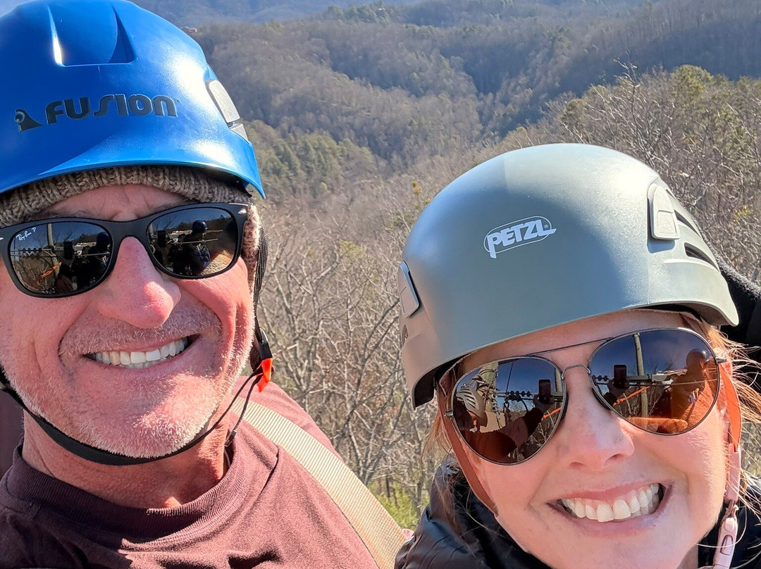 Smoky Mountain Ziplines-皮金福奇必去景点