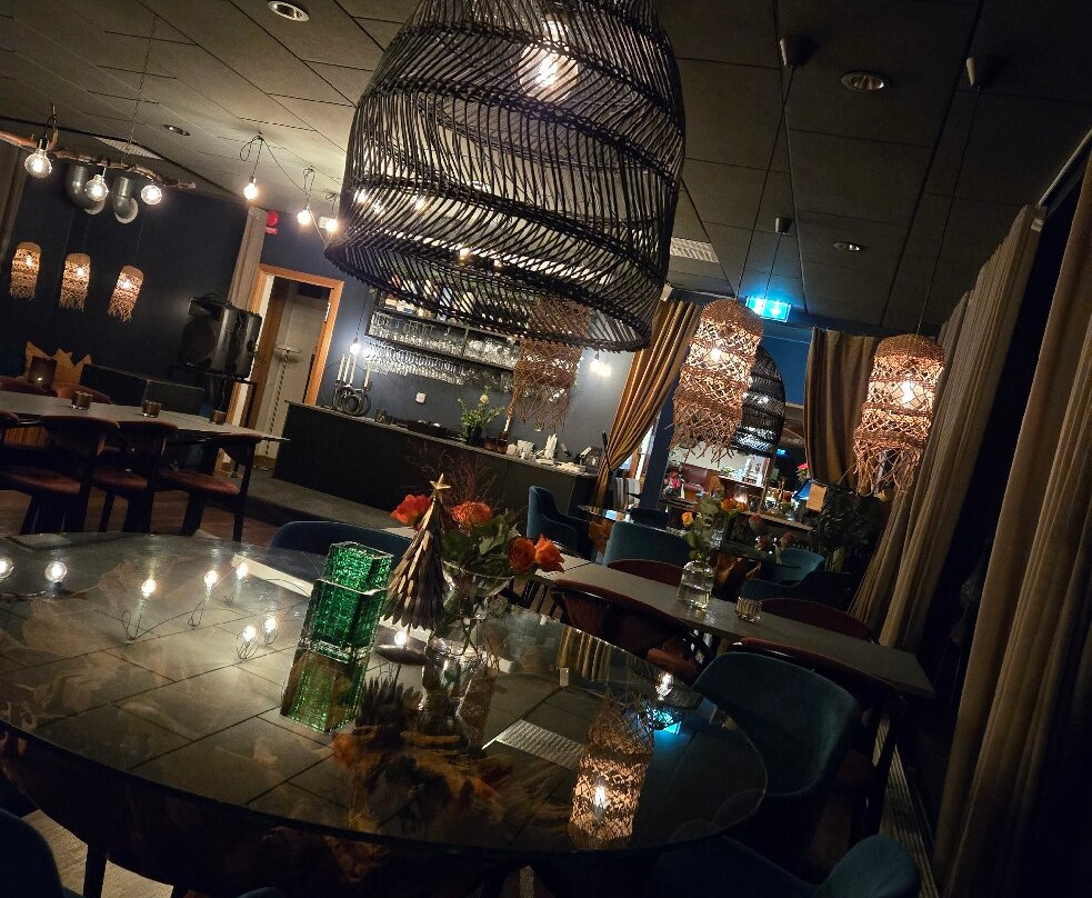 Treetop Spa Hangout & Hotel主图