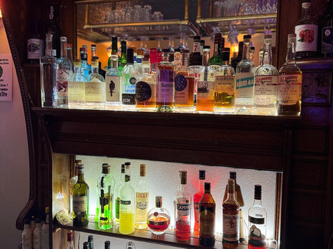 老驿站马车住宿加早餐旅馆主图