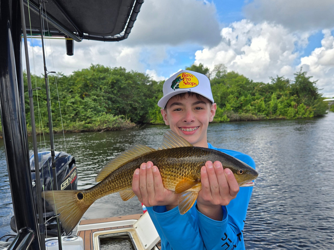 Pure Passion Fishing Charters-迈尔斯堡海滩必去景点