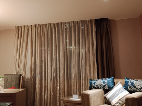 阿斯顿皇府大酒店主图