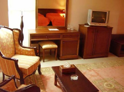 Four Seasons 2主图