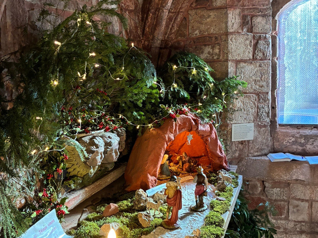 Église Saint-Pierre-Collonges-la-Rouge必去景点