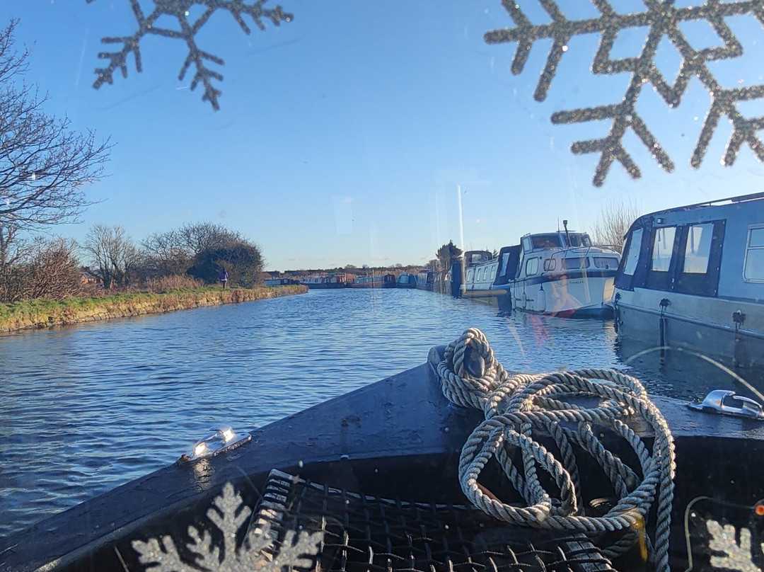 Lancashire Canal Cruises-Burscough必去景点