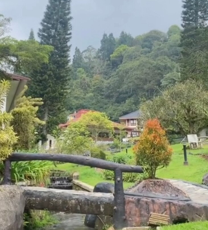 Lembah Hijau Resort Hotel主图