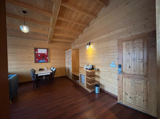 jüSTa Cliffend Resort & Spa, Mashobra主图