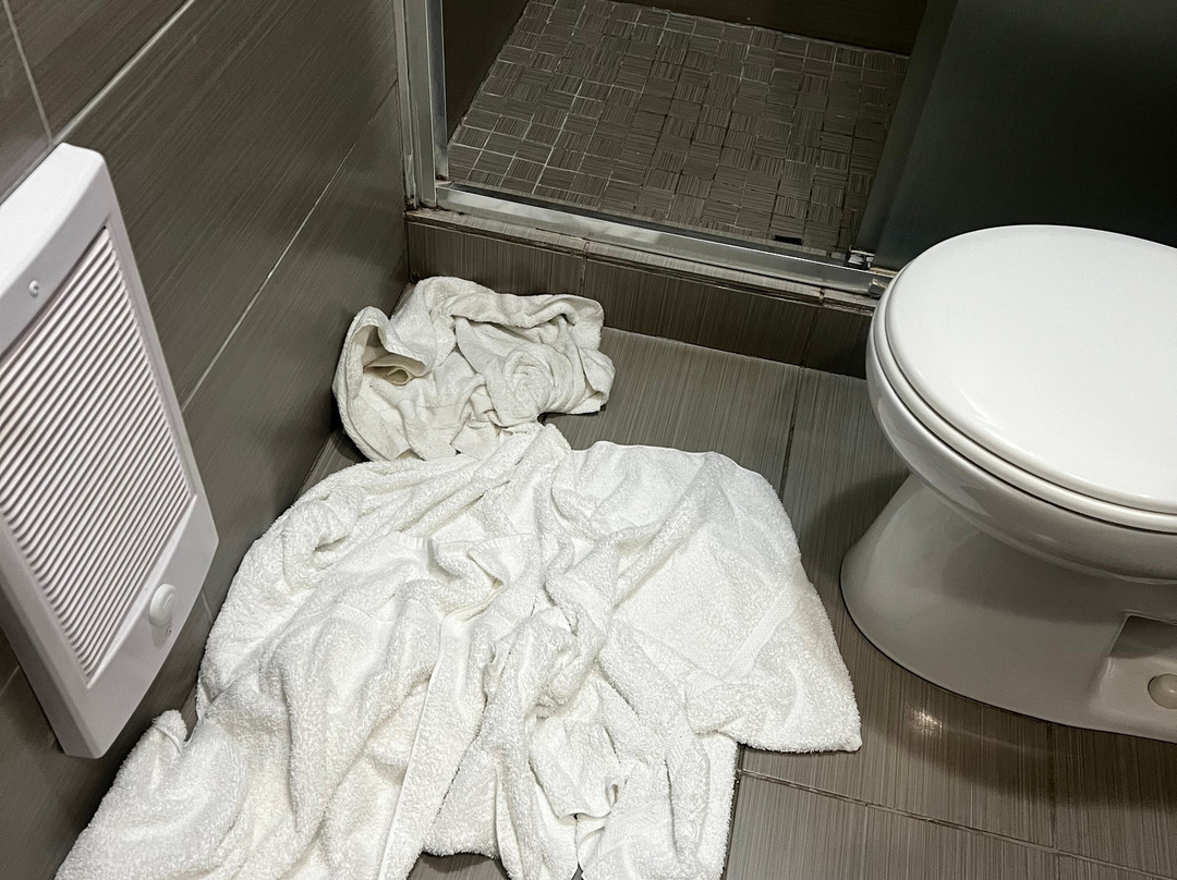 Motel Des Pentes et Suites主图