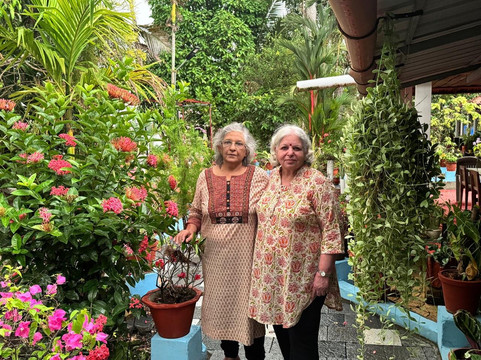 Riverside Retreat主图