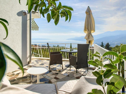 Sarsoni酒店住宿-Apartments Frlan