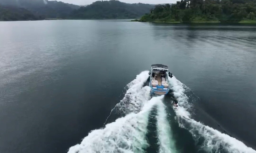 Volcano Watersports. Wakeboard, Wakesurf, Waterski, Tubing.-福德圣卡洛斯必去景点