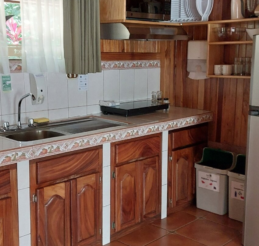 皮诺斯花园小屋酒店主图