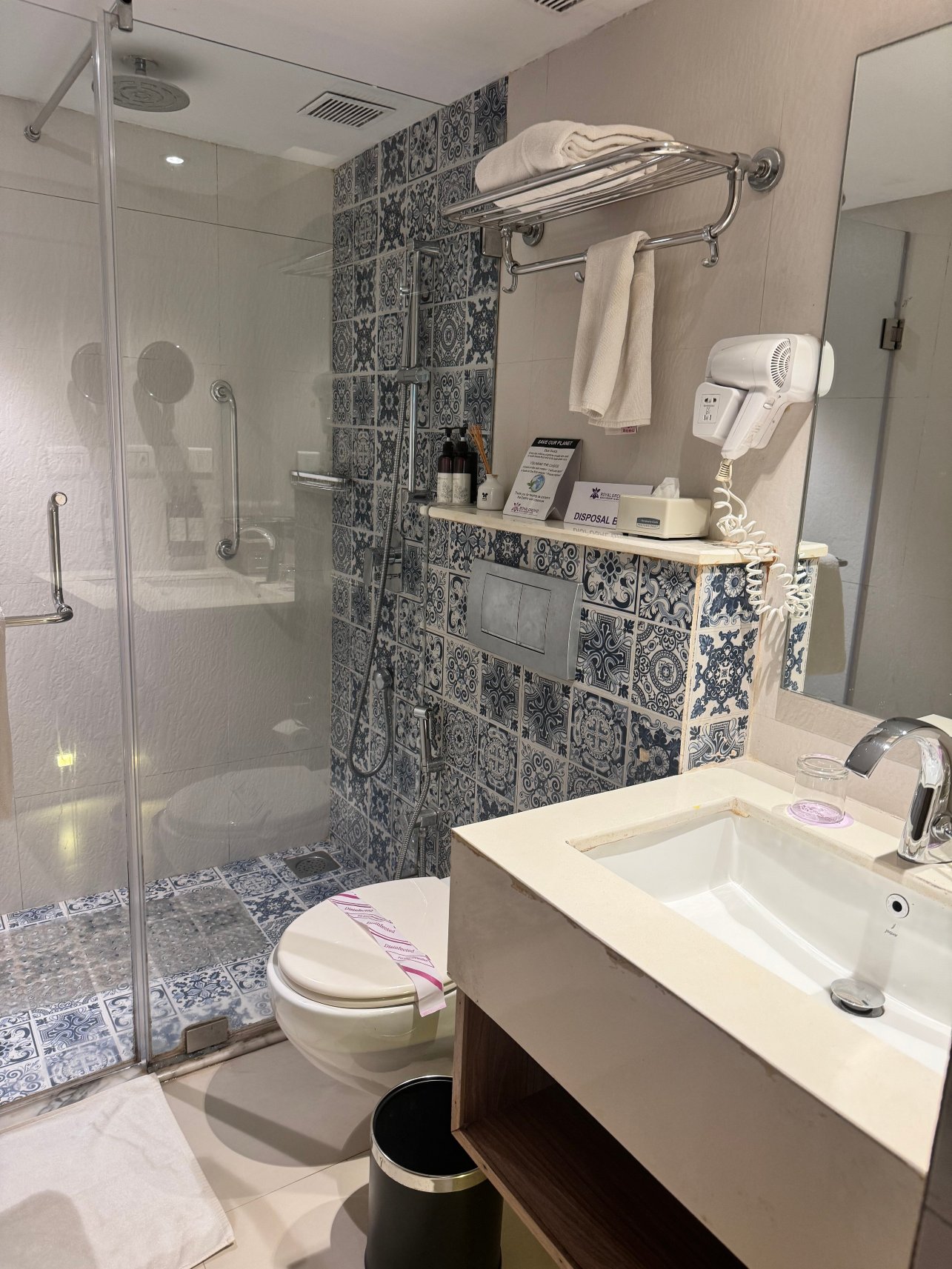 果阿皇家兰花海滩度假村-浴室