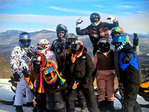 Northern Extremes Snowmobiling-巴特利特必去景点