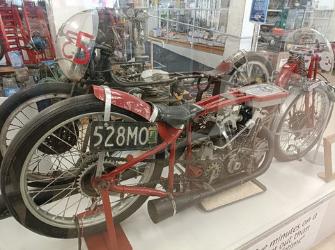 Hammer五金卖场-因弗卡吉尔必去景点