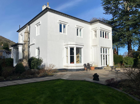 The Dell House主图