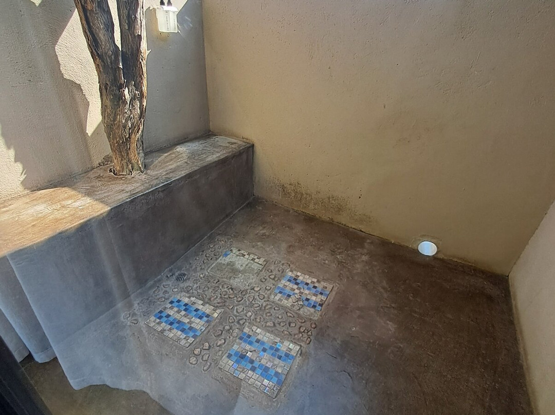 Elephant Herd Tours & Safaris-雾观必去景点