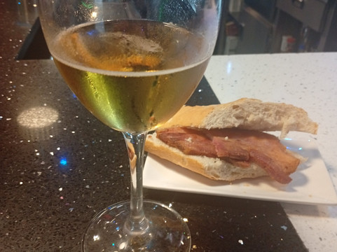 OrbitaL lounge & coffee