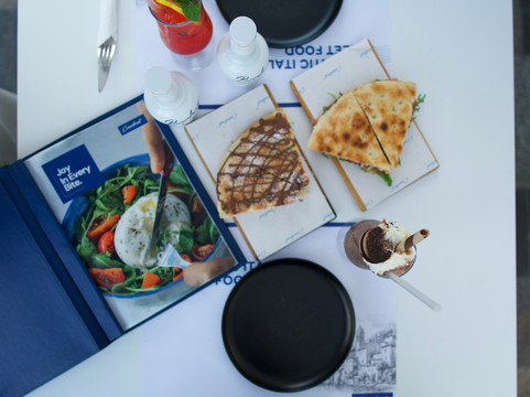 Conestreet by Borbone