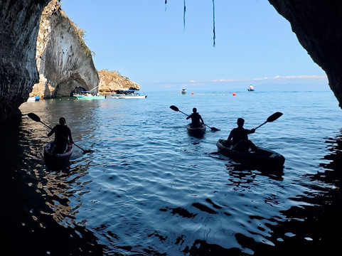 Paddle Zone-瓦拉塔港必去景点