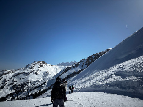 Peak Snowsports-莫尔济讷必去景点