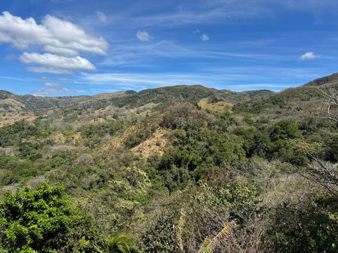 Tides Oceanfront Resort