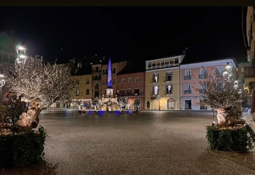 Piazza Obelisco-Tagliacozzo必去景点